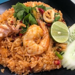 ข้าวผัดต้มยำ