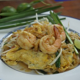 ผัดไทยกุ้งสด