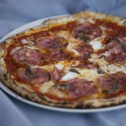 Rustica Regular