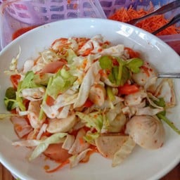 ร้านยำกันเองผึ้งกับต๊ะ