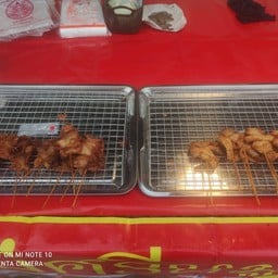 แม่ศรีหมูทอด ประชาอุทิศ33