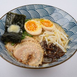 ทงคทสึราเมน