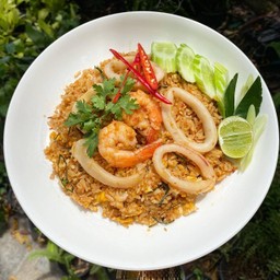 ข้าวผัดต้มยำทะเล