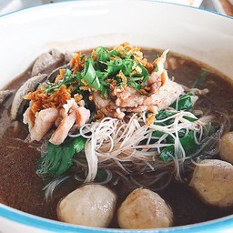 เตี๋ยวเรือโซ้ยเพลิน