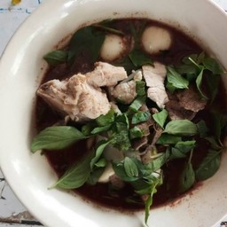 ก๊วยเตี๋ยวก๋วยจั๊บ by โก้อ้อย