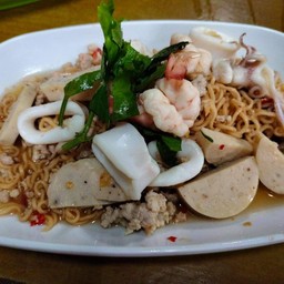 ยำมาม่ารวมมิตร