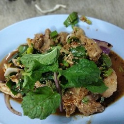 น้ำตกเนื้อ