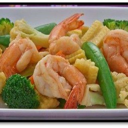 กุ้งผัดผักรวม