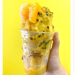 แพชั่น สมูทตี้ (Passion fruit smoothies )