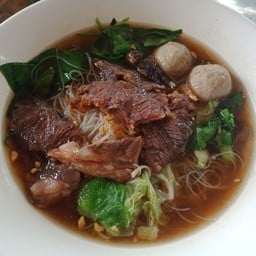 สมบูรณ์โกเด้ง -