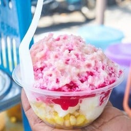 น้ำแข็งใส&เฉาก๊วยนมสด