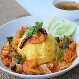 ข้าวไข่ข้นหน้าต้มยำ