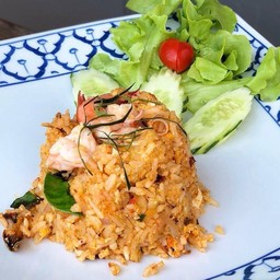 ข้าวผัดต้มยำทะเล