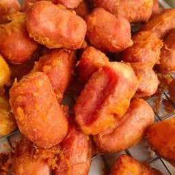 ลูกชิ้นทอด ในบ้าน