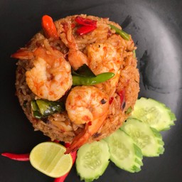 ข้าวผัดต้มยำกุ้ง