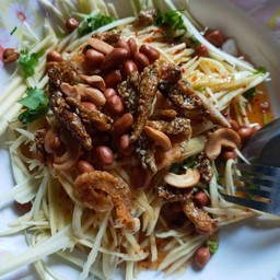 ร้านน้าน้อง