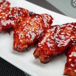 ปีกไก่ทอดซอสนิวออลีน