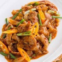 หมูผัดน้ำพริกเผา