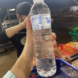 น้ำเปล่าขวดเล็ก