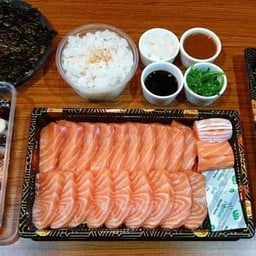 สุดคุ้ม  ซาซิมิ ซาซิมิ300g.ม่อนกุ้งดอง-ยำม่อน