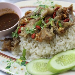 ข้าวมันเนื้อตุ๋นยาจีน ธรรมดา