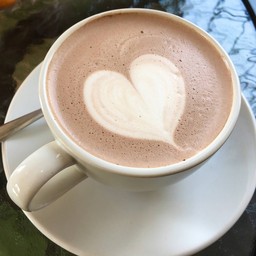 โอวัลตินร้อน