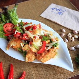 ยำไข่ดาว