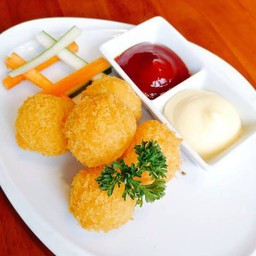 เฟร้นฟราย & ยำยำ