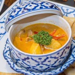 แกงกะหรี่ไก่