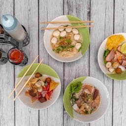 ร้านลุงนานตามสั่ง