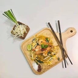 ผัดไท หอยทอด ซอยริมคลองไผ่สิงห์โต