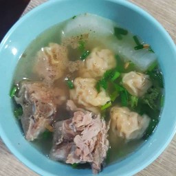 เกี๊ยวจ๋า