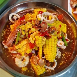 ตำข้าวโพดทะเลเดือดแซ๊บบบ สูตรน้ำปลาร้า