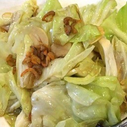 ข้าวราดผัดกะหลําปลี