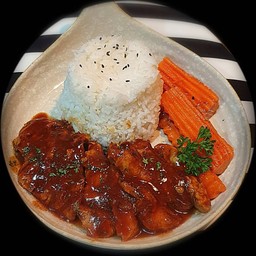 ข้าวหมูอบซอสเดมิเกลส