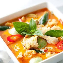 แกงเผ็ดหมู