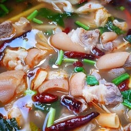 ต้มแซ่บ(หมู)เว้ยเฮ้ย