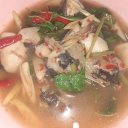 ต้มยำหัวปลาเก๋า น้ำใส