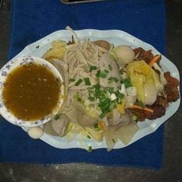 รวมลวกจัดเต็ม+น้ำจิ้มซีฟู้ด