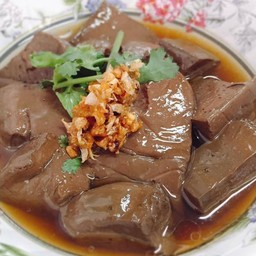 เลือดต้มพะโล้
