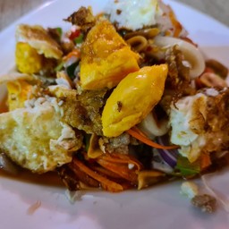 ยำไข่ดาว