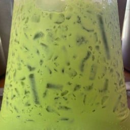 กาแฟโบราณ&ลูกชิ้นทอด/แผ่นเกี๊ยวทอดเขย่า&ตามสั่งครัวตาป๋า🍇