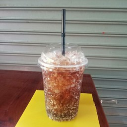 โค้กซ่าส์นิยม แก้วโอ่ง