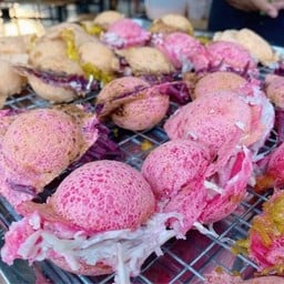 ขนมครกแฟนซีใส้ทะลัก
