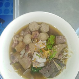 3จ.ก๋วยเตี๋ยวเนื้อตุ๋นรสเด็ด
