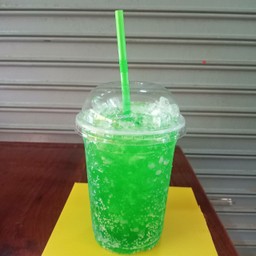 เขียวซ่าส์ แก้วโอ่ง