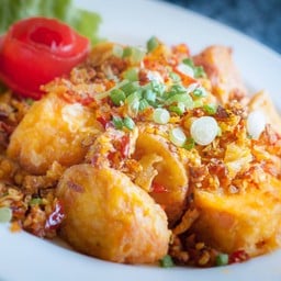 เต้าหู้ไข่คั่วพริกเกลือ