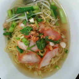 บะหมี่น้ำหมูแดง - เครื่องในหมู
