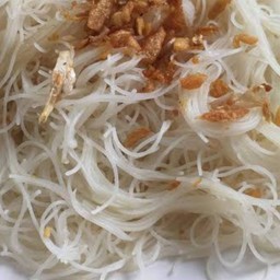 เส้นหมี่แห้งหมู