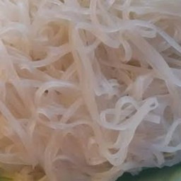 เส้นเล็กแห้งหมู